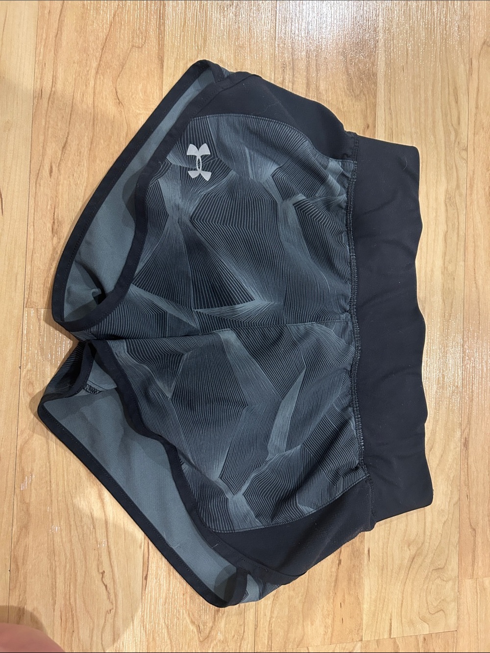 Under Armour Women's Black and Gray Patterned Athletic Shorts
